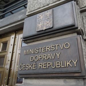 Vize dopravy 2050: Krajská města mohou propojit nové silnice, vysokorychlostní železnice zkrátí cestovní dobu mezi regiony i evropskými metropolemi